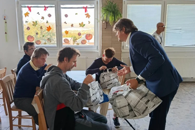  Zažili sme / Október - mesiac úcty k starším - foto
