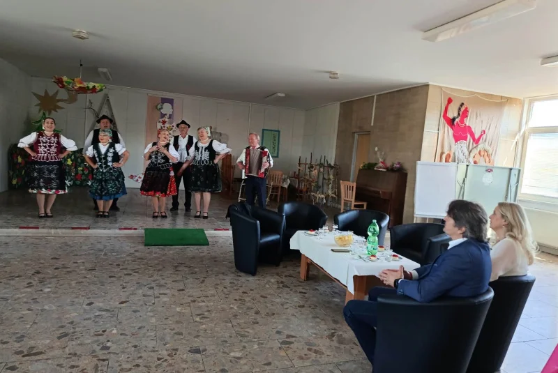  Zažili sme / Október - mesiac úcty k starším - foto